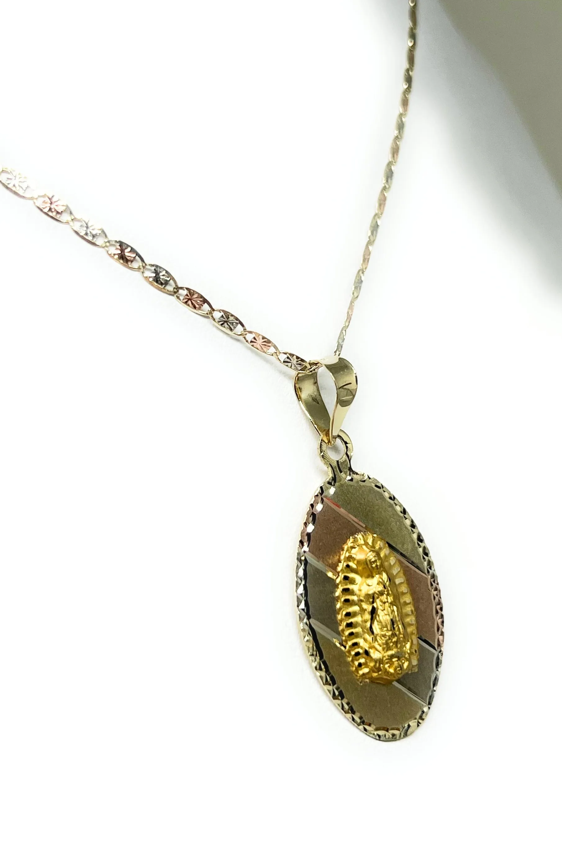 10K SOLID GOLD TRI-COLOR VIRRGIN MARY OVAL PENDANT NECKLACE VIRRGEN GAUDALUPE (MADE IN MX) (SM, MED)