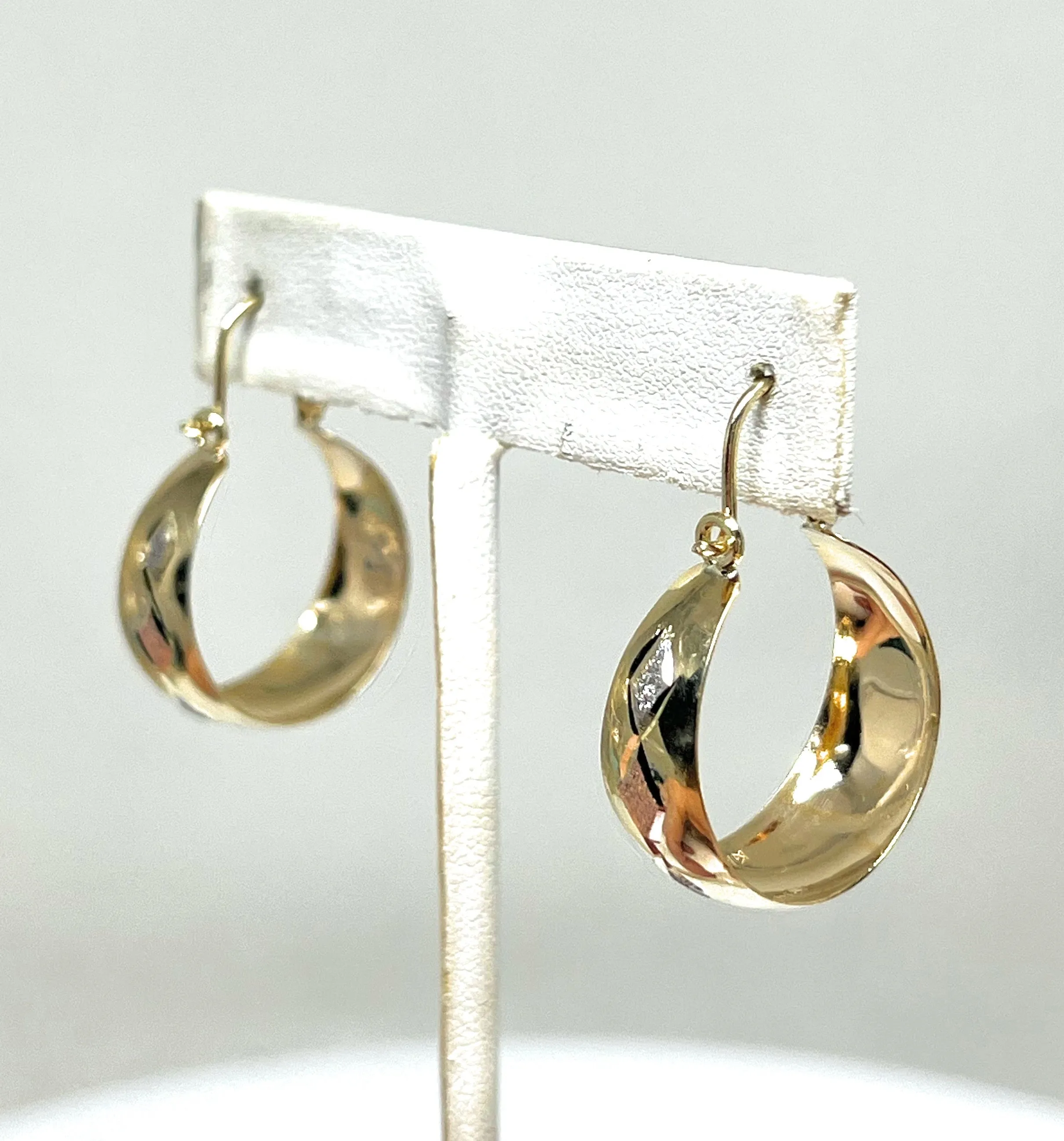 14k Solid Gold Tri-Color DIAMOND-SHAPED Basket Earrings Aracadas (SM,MED,LG)