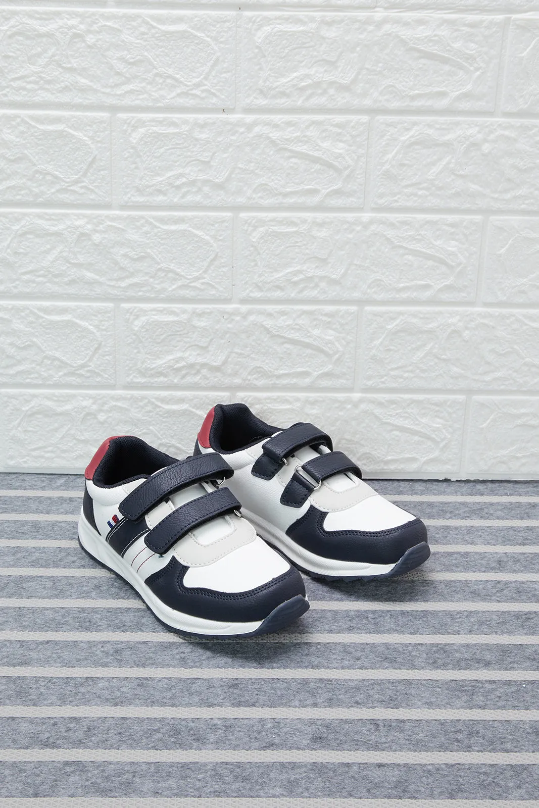 Boys White Material Block Sneakers