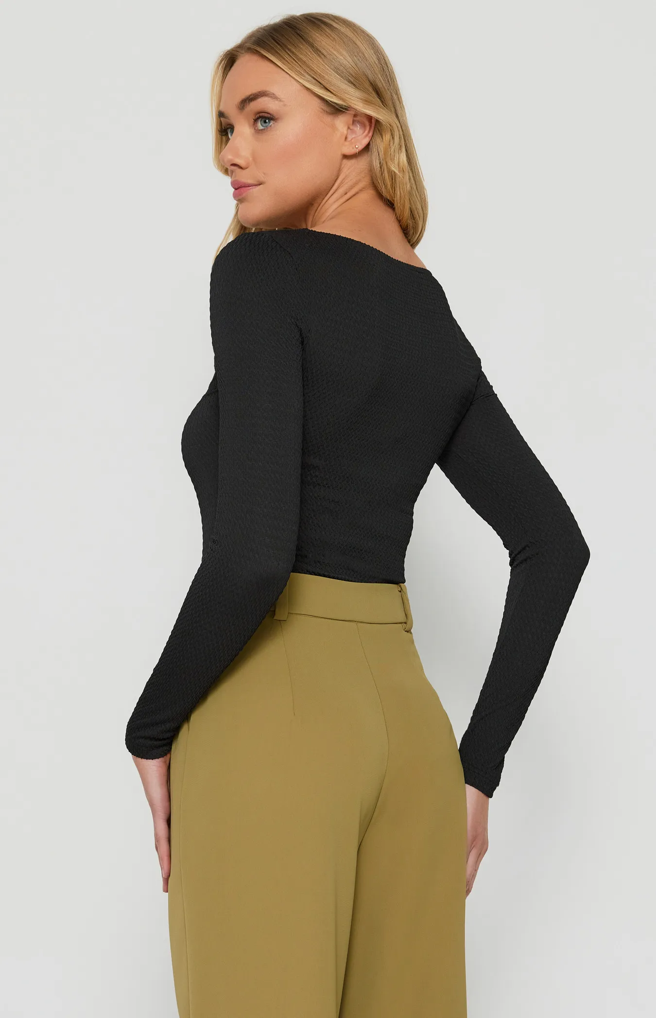 Front Cut Out Ring Detail Textured Jersey Top (WTO512A)