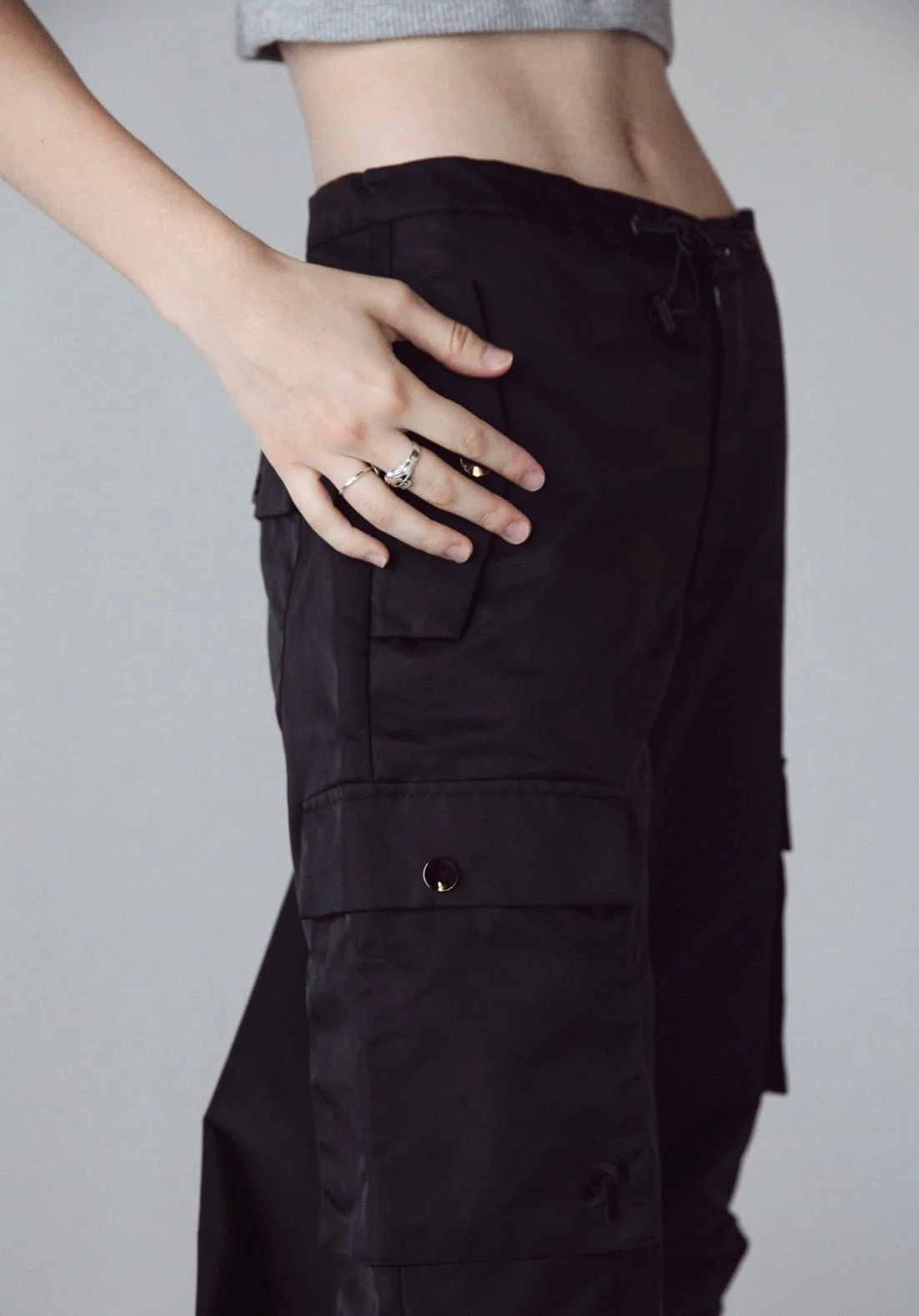 Oval Square Shine Pants - Black